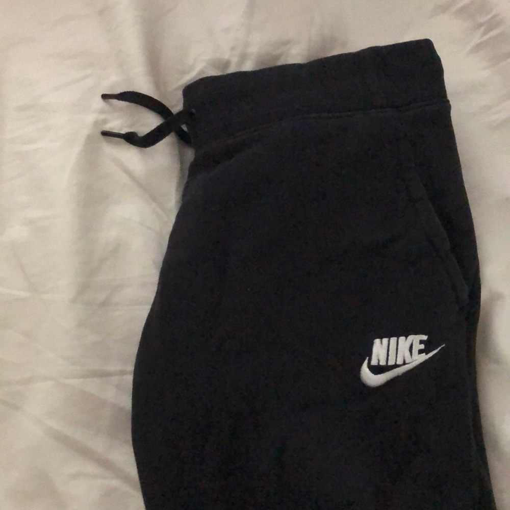 Nike Girls Black Sweatpants SIZE XL GIRLS